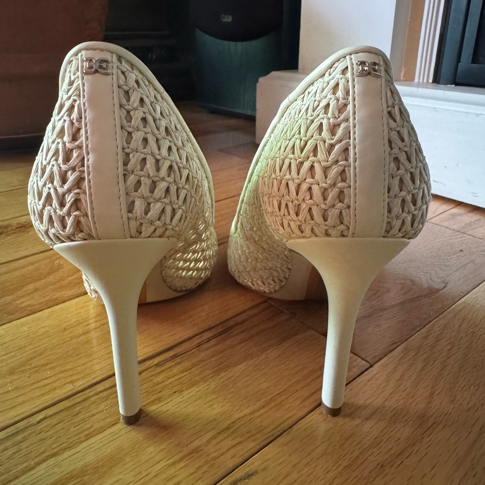 Sam Edelman Cream Textured Heels - Picture 5 of 6